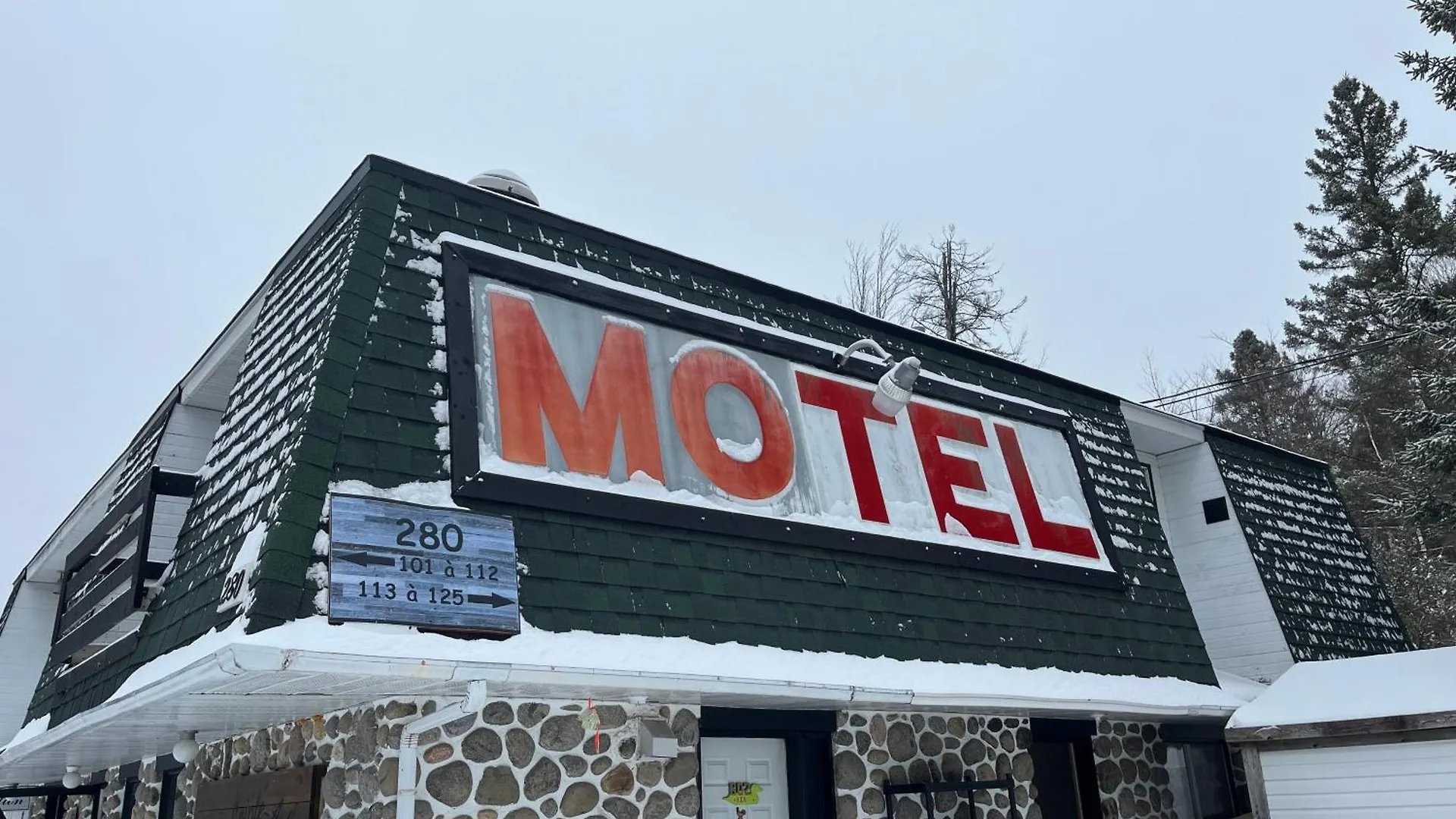 Motel Le Sainte-Adele